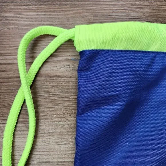 💜NWOT Fila Bright Blue & Neon Yellow Drawstring Bag - Picture 3 of 8